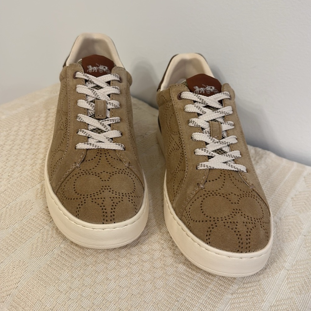 Coach Clip Perforated Low Top Signature Men’s Sneaker - Oat - Picture 2 of 7